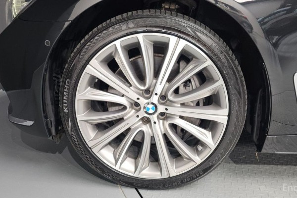 2016 BMW 7 серии с пробегом 112 098 км