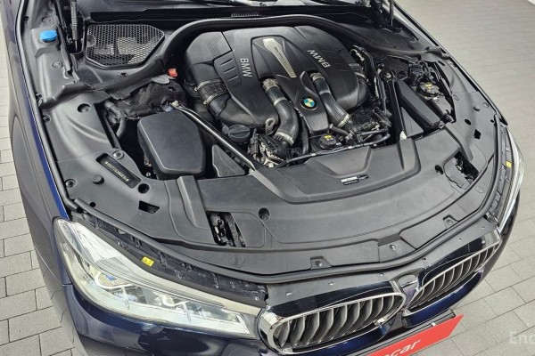 2017 BMW 7 серии с пробегом 118 872 км