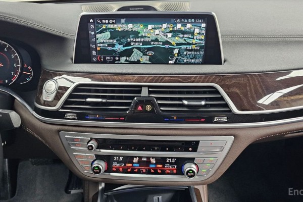 2017 BMW 7 серии с пробегом 118 872 км