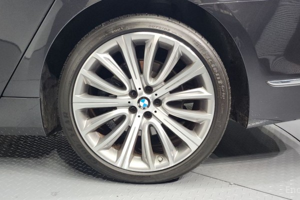 2016 BMW 7 серии с пробегом 133 749 км