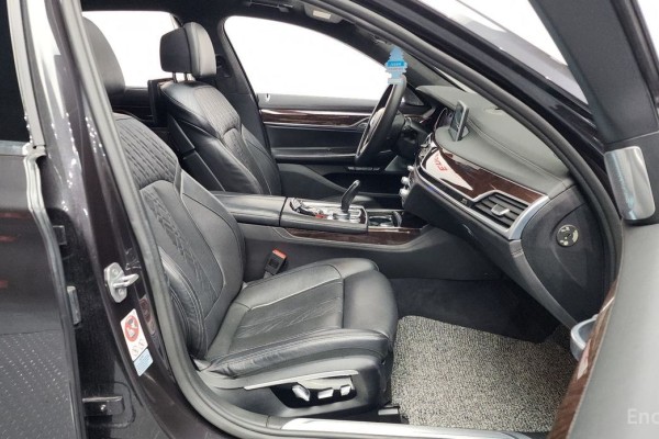 2016 BMW 7 серии с пробегом 133 749 км