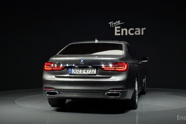 2015 BMW 7 серии с пробегом 105 550 км