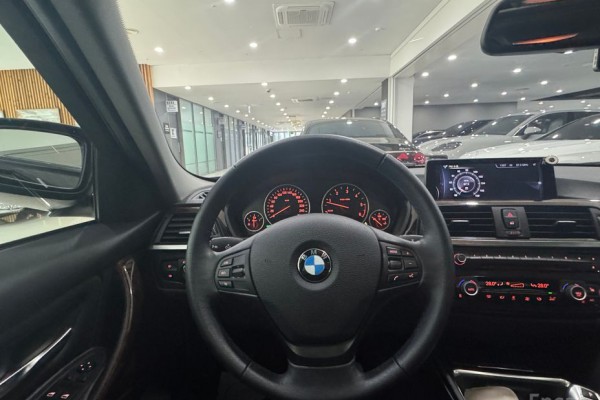 2014 BMW 3 серии с пробегом 85 741 км