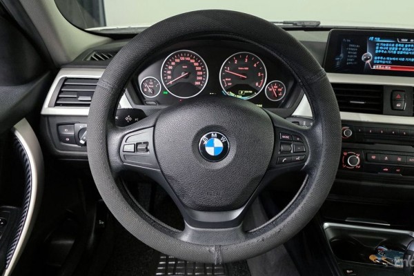 2015 BMW 3 серии с пробегом 90 170 км