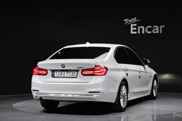 2017 BMW 3 серии с пробегом 122 547 км