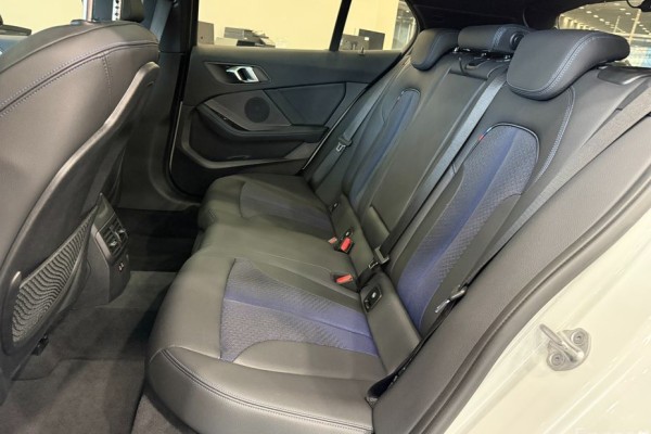 2023 BMW 1 серии с пробегом 44 209 км