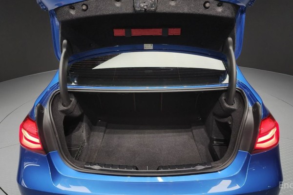 2018 BMW 3 серии с пробегом 127 024 км