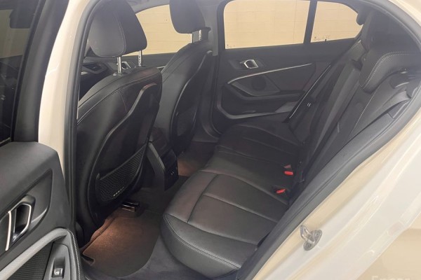 2022 BMW 1 серии с пробегом 82 775 км