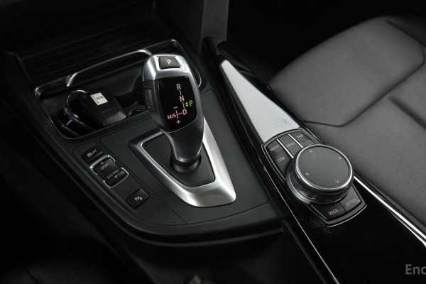 2018 BMW 3 серии с пробегом 52 633 км