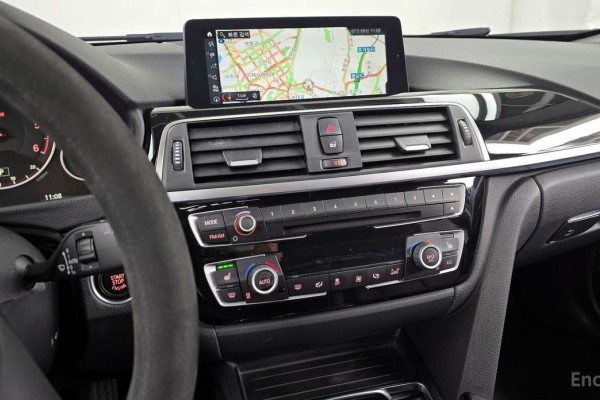 2018 BMW 3 серии с пробегом 52 633 км