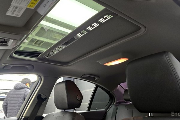 2018 BMW 3 серии с пробегом 52 633 км