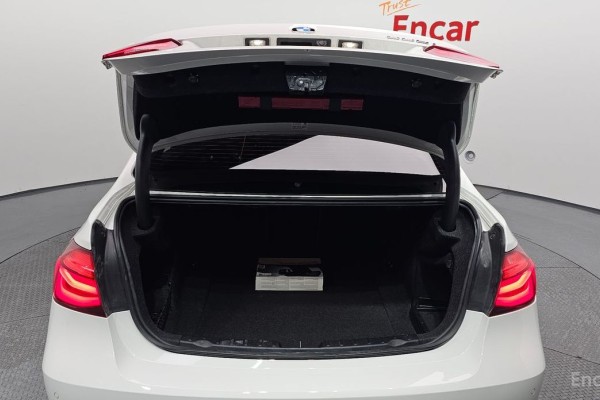 2018 BMW 3 серии с пробегом 40 909 км