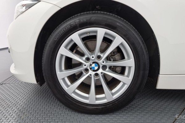 2017 BMW 3 серии с пробегом 93 848 км