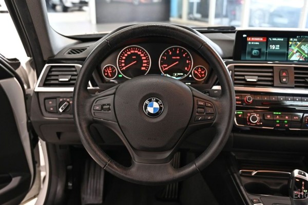 2018 BMW 3 серии с пробегом 51 470 км