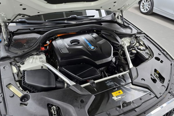 2020 BMW 5 серии с пробегом 112 670 км