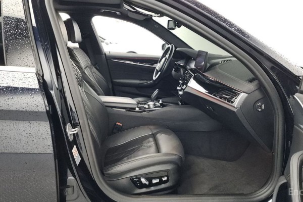 2021 BMW 5 серии с пробегом 96 430 км