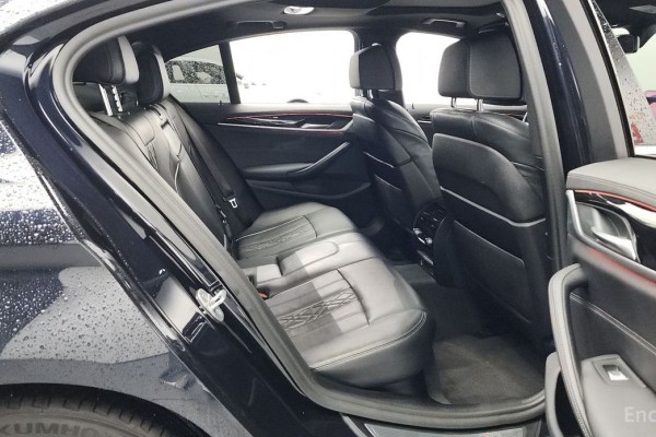 2021 BMW 5 серии с пробегом 96 430 км