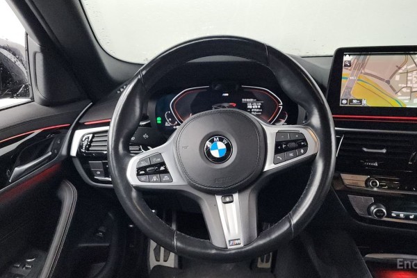 2021 BMW 5 серии с пробегом 96 430 км