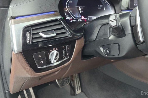 2020 BMW 5 серии с пробегом 112 670 км