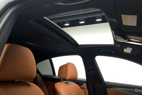 2020 BMW 5 серии с пробегом 107 790 км