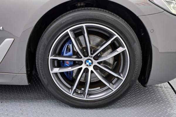 2020 BMW 5 серии с пробегом 140 813 км