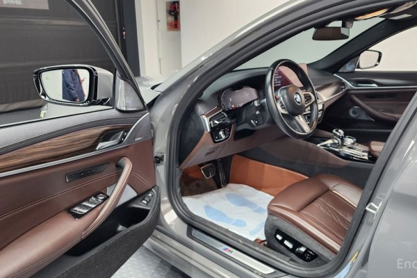 2020 BMW 5 серии с пробегом 84 341 км