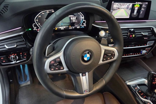 2020 BMW 5 серии с пробегом 96 980 км