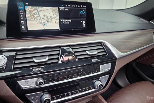 2020 BMW 5 серии с пробегом 96 980 км