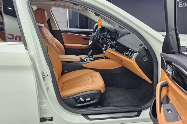 2018 BMW 5 серии с пробегом 54 714 км