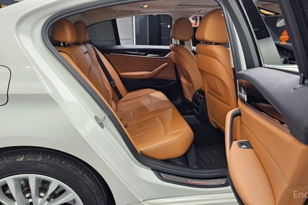 2018 BMW 5 серии с пробегом 54 714 км