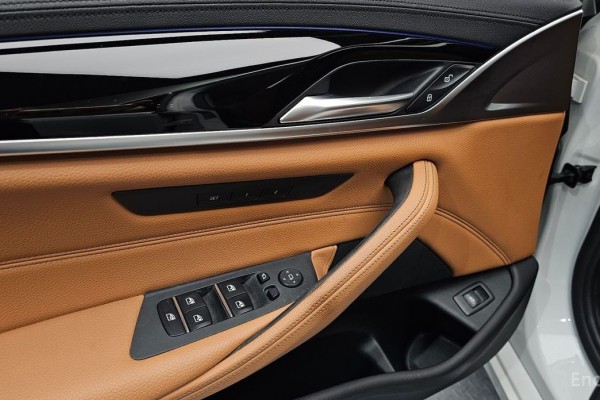 2018 BMW 5 серии с пробегом 54 714 км