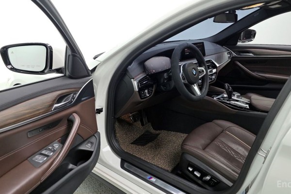 2020 BMW 5 серии с пробегом 57 932 км