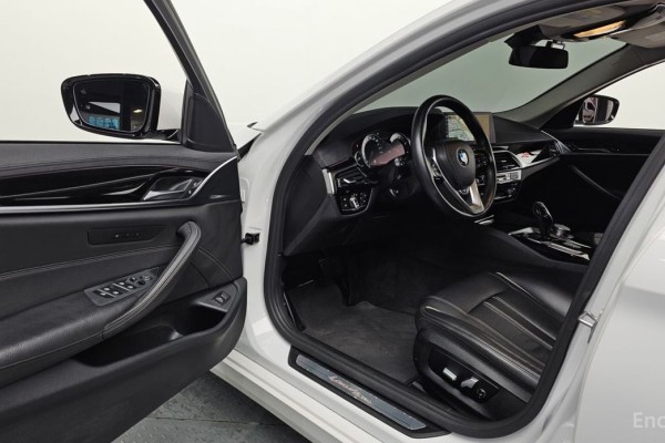 2018 BMW 5 серии с пробегом 90 694 км