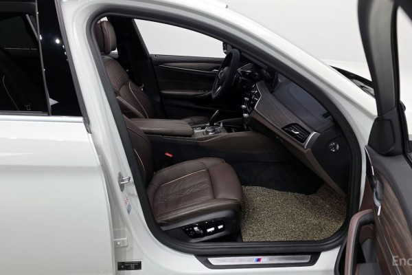 2020 BMW 5 серии с пробегом 57 932 км