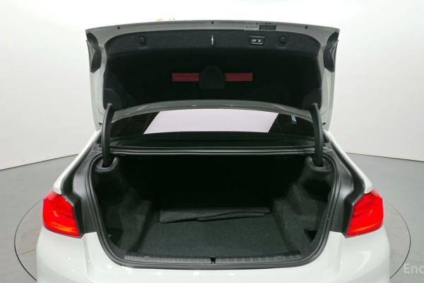 2020 BMW 5 серии с пробегом 57 932 км