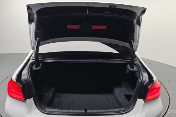 2018 BMW 5 серии с пробегом 90 694 км