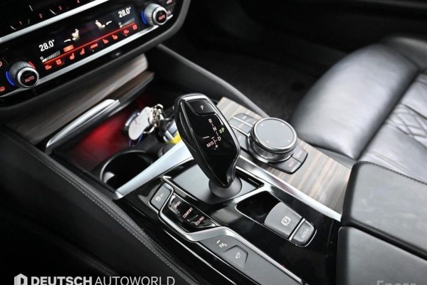 2018 BMW 5 серии с пробегом 124 042 км