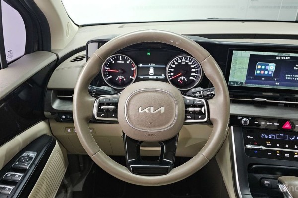 2022 Kia Carnival с пробегом 61 323 км