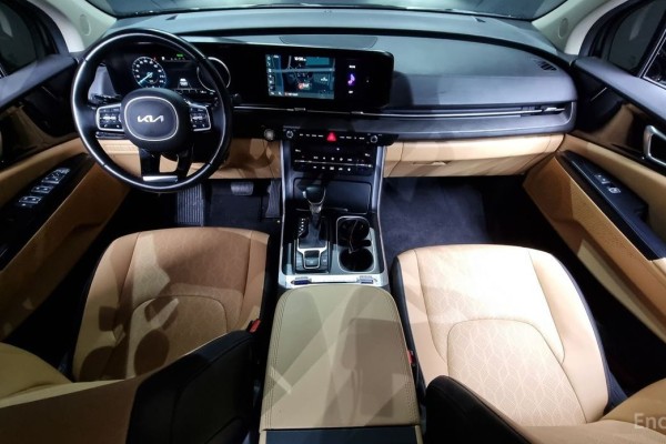 2021 Kia Carnival с пробегом 75 251 км