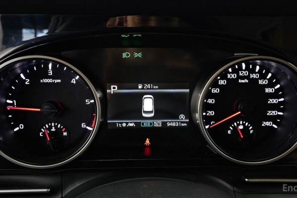 2021 Kia Carnival с пробегом 94 831 км