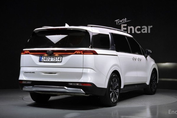 2021 Kia Carnival с пробегом 87 040 км