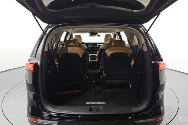 2021 Kia Carnival с пробегом 95 568 км