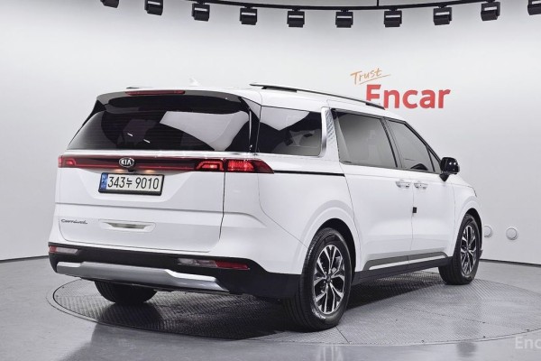 2021 Kia Carnival с пробегом 74 534 км