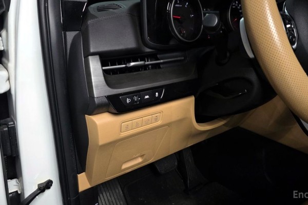 2022 Kia Carnival с пробегом 81 428 км