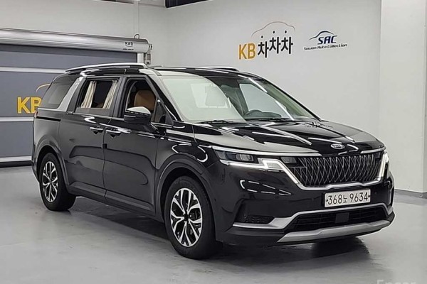 2021 Kia Carnival с пробегом 90 493 км