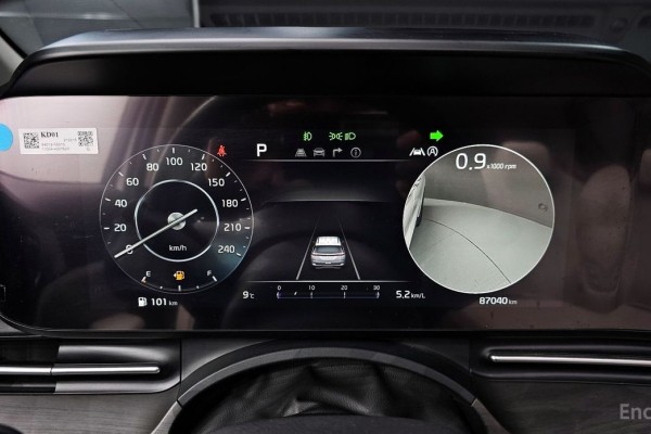 2021 Kia Carnival с пробегом 87 040 км