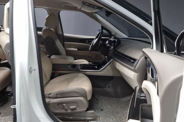 2022 Kia Carnival с пробегом 85 835 км