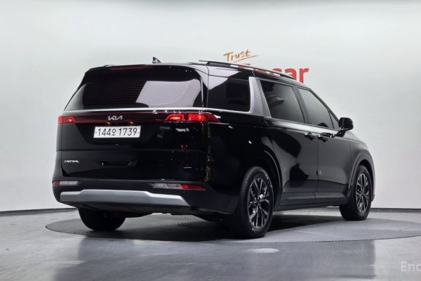 2022 Kia Carnival с пробегом 69 638 км