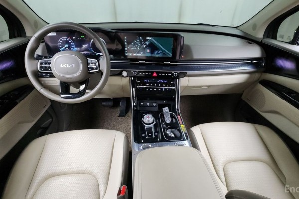 2022 Kia Carnival с пробегом 62 741 км