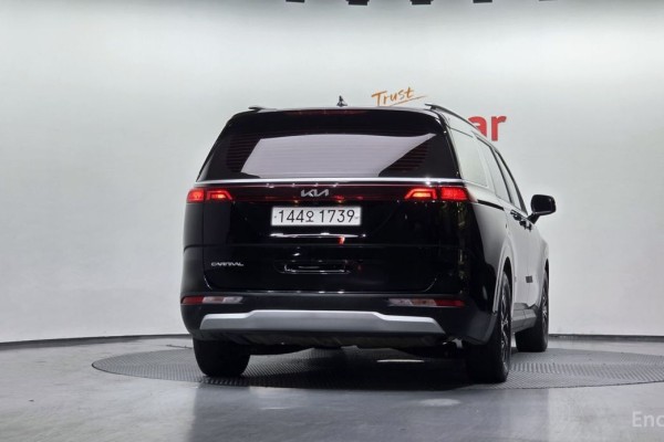 2022 Kia Carnival с пробегом 69 638 км